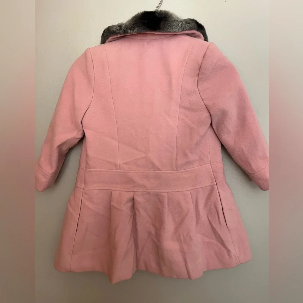 Rothschild pink trimmed
