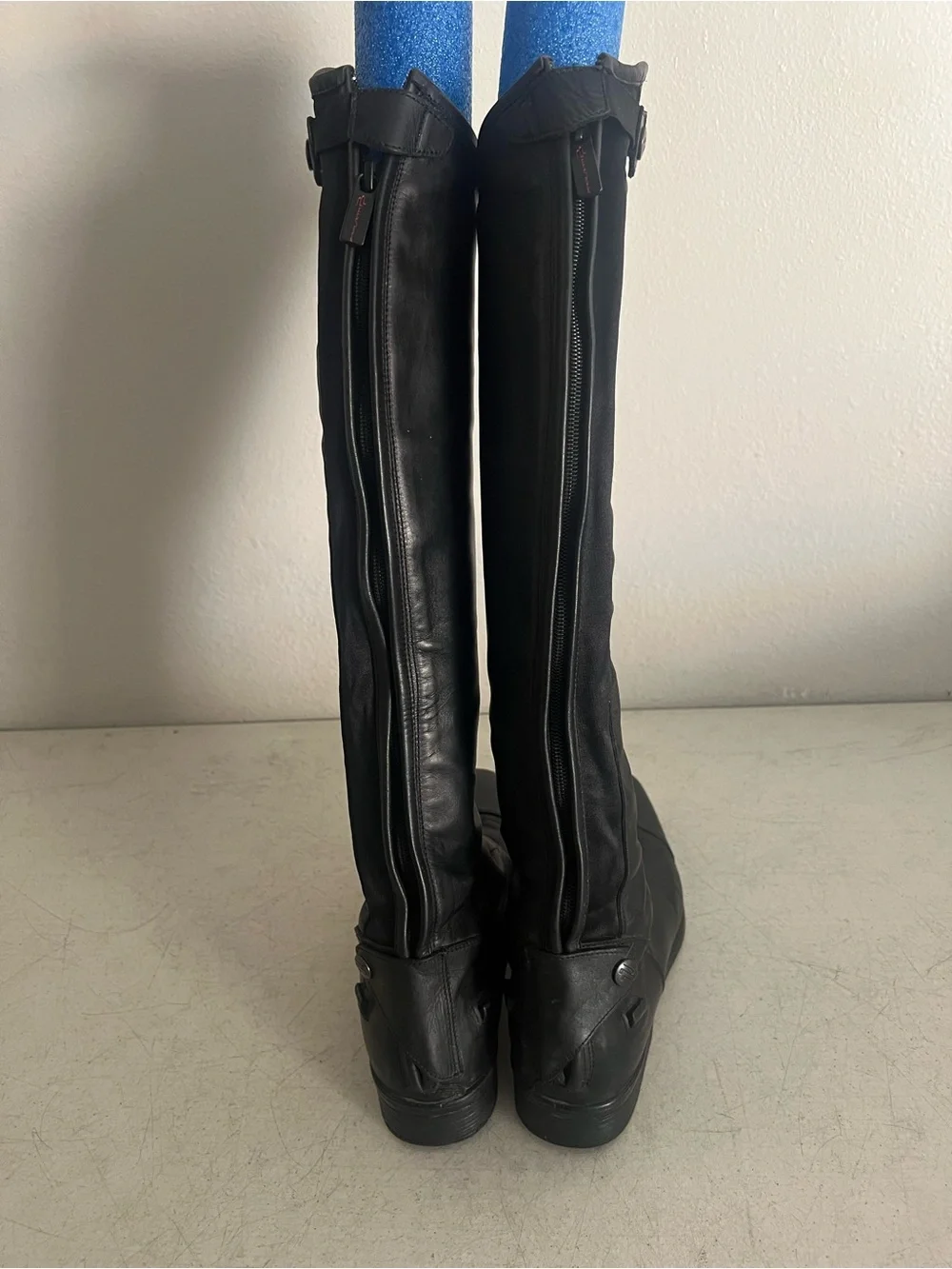 Parlanti black over
