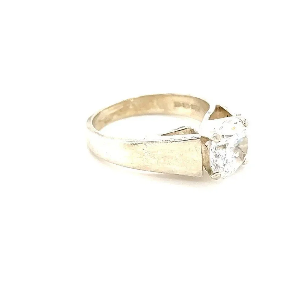 No brand / Not sure specifications metal