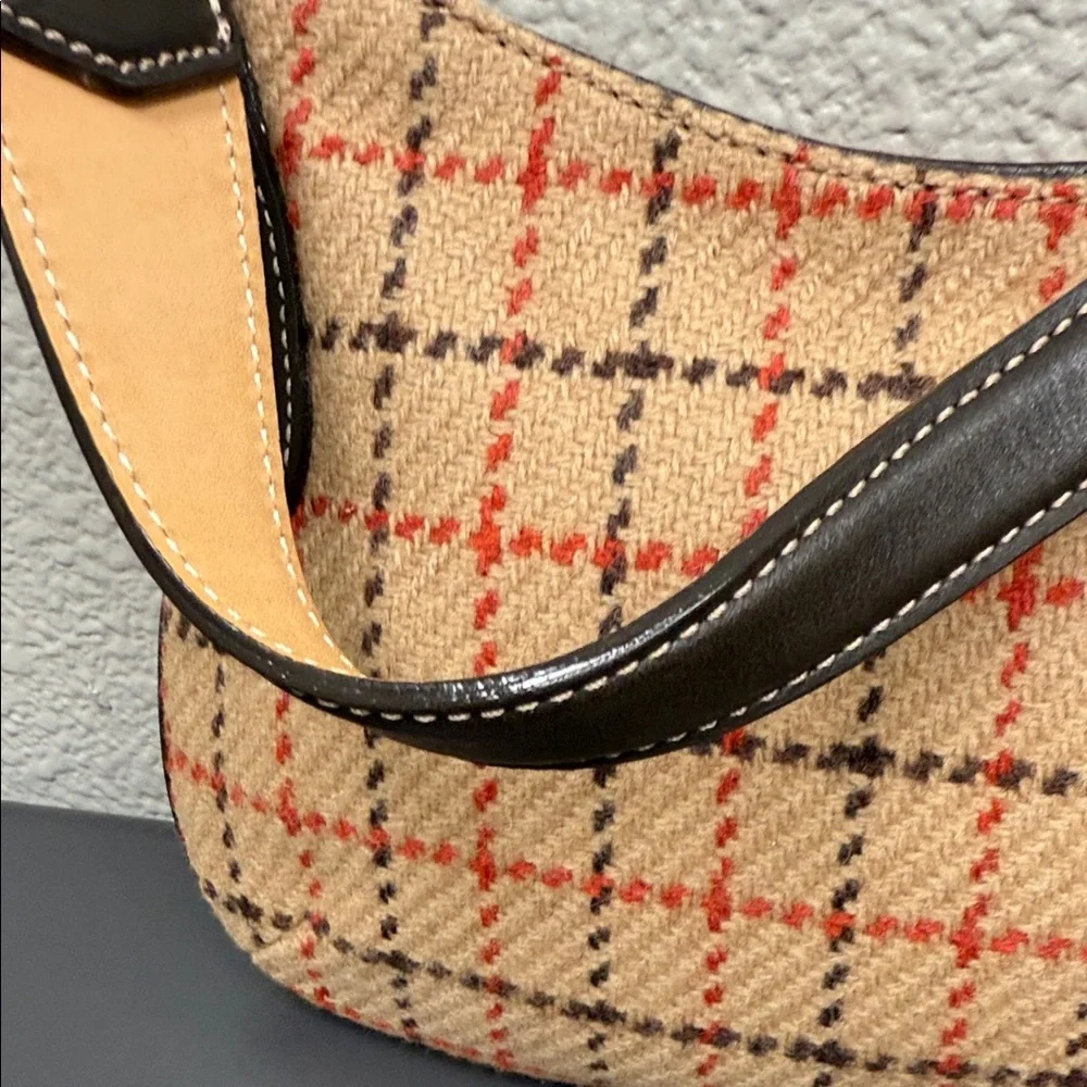 Coach chic shoulder