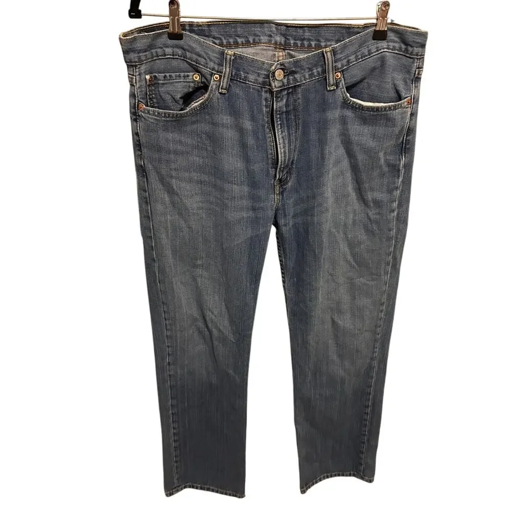 Levis classic comfortable