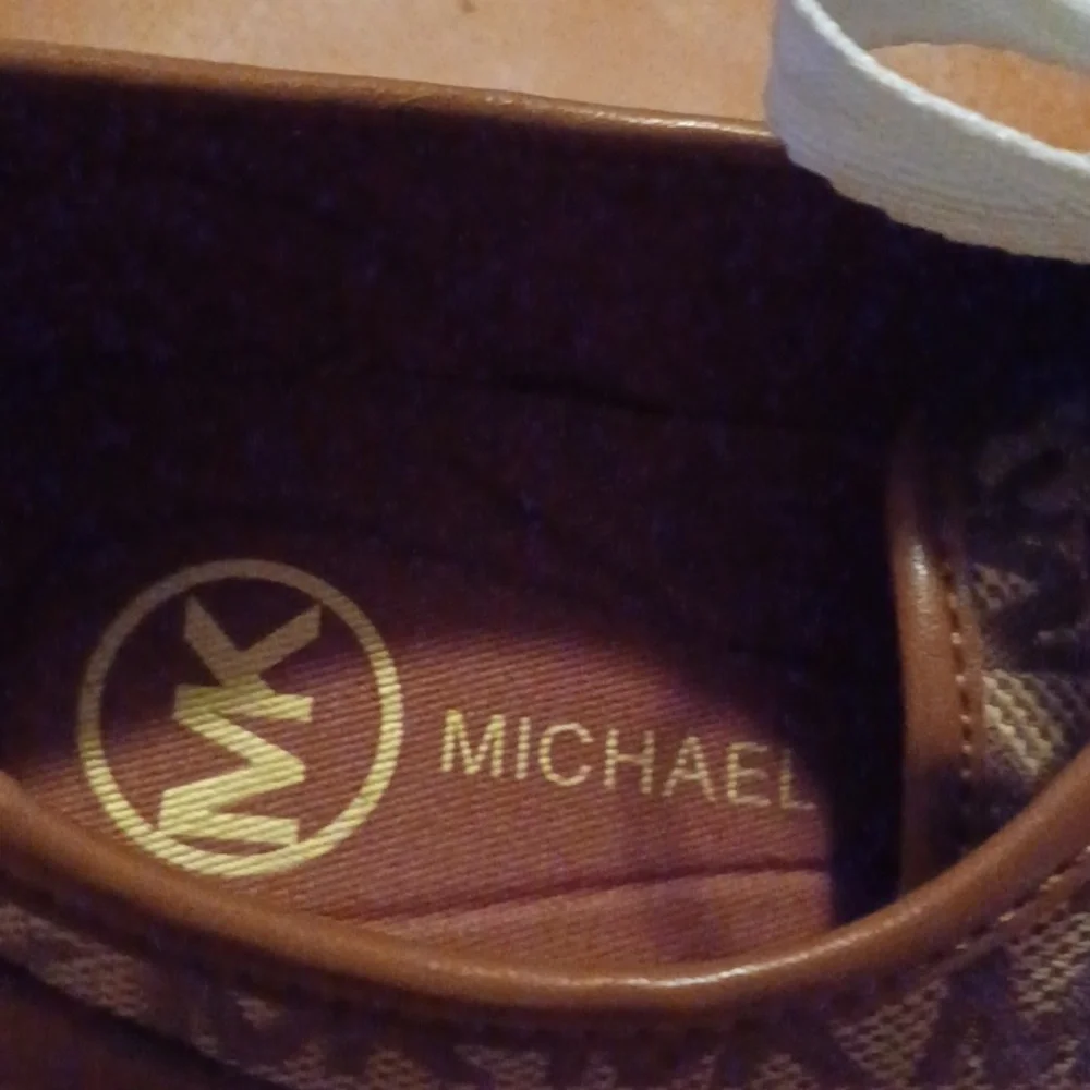 Michael Kors chic sneakers