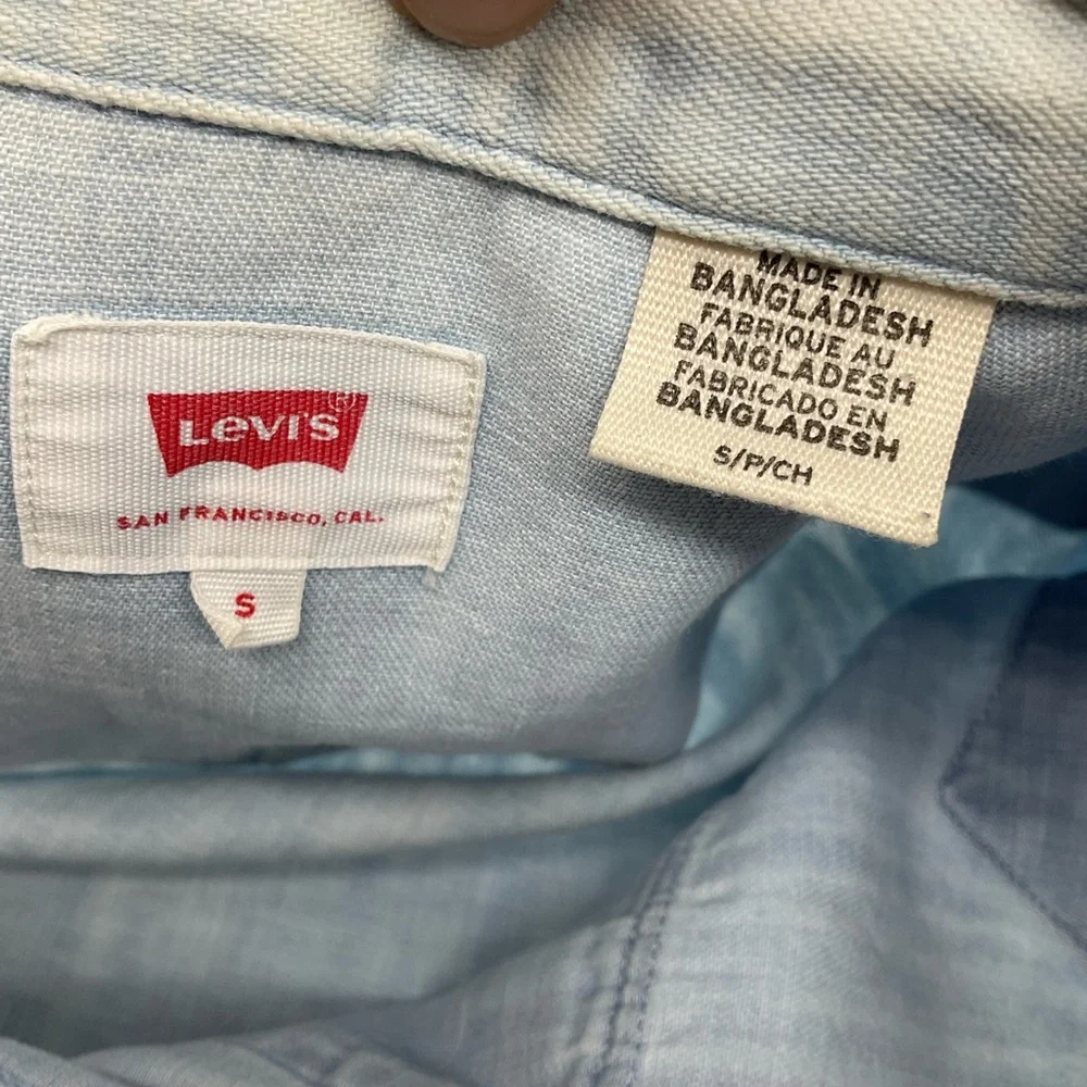 Levis two mens