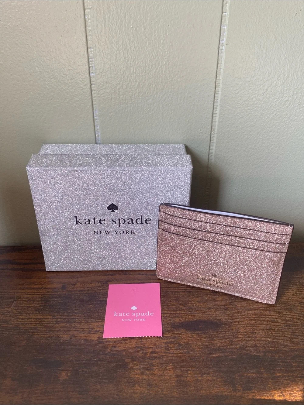 kate spade tag scratches subtle