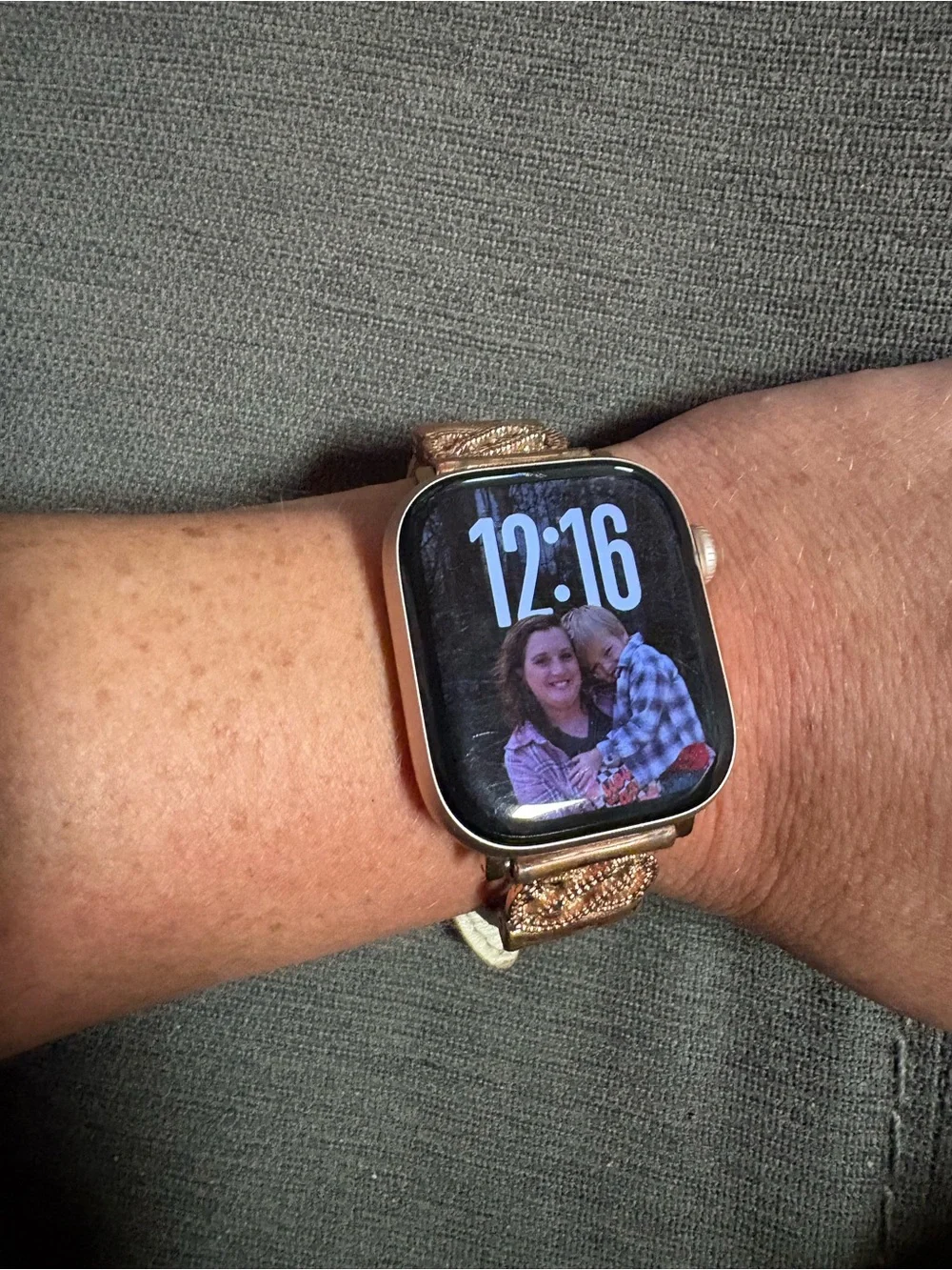 Apple touchscreen smartwatch