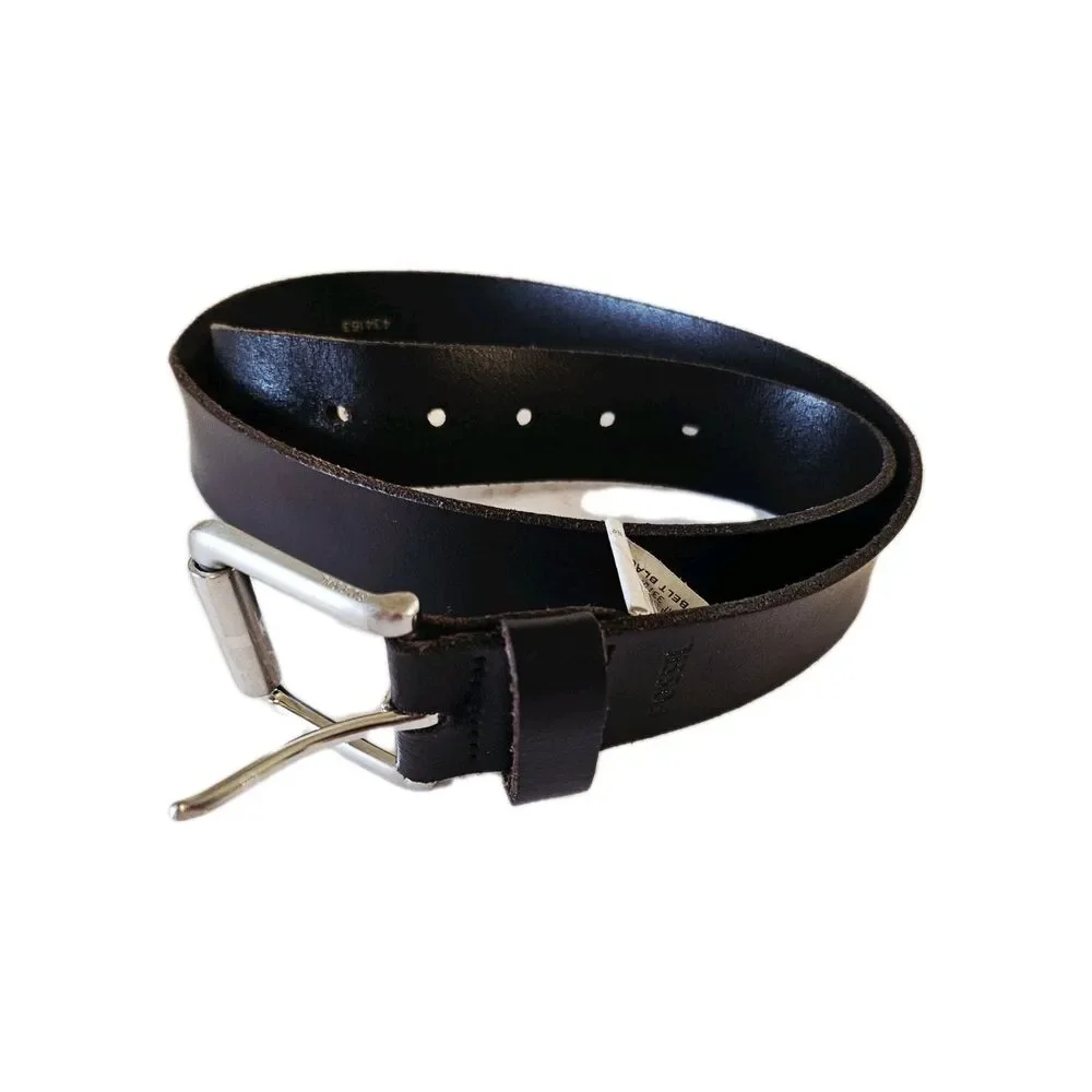 Fossil black leather