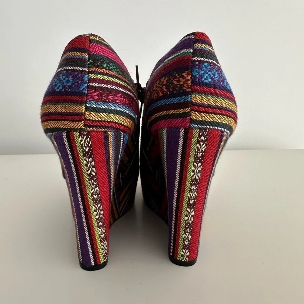 Steve Madden pair steve