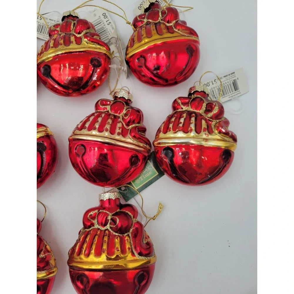 Holiday Time lot 11