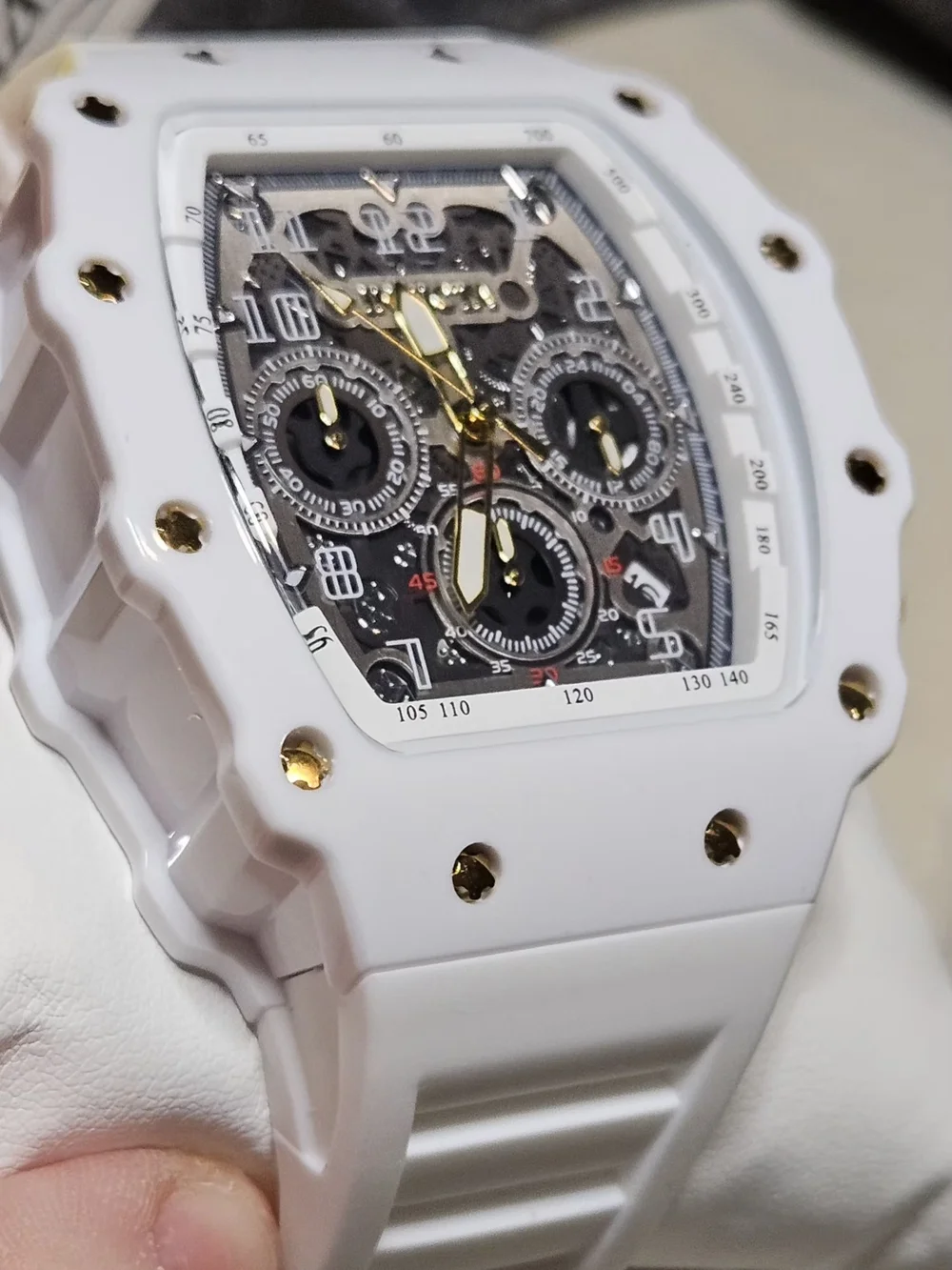 Invicta racing white