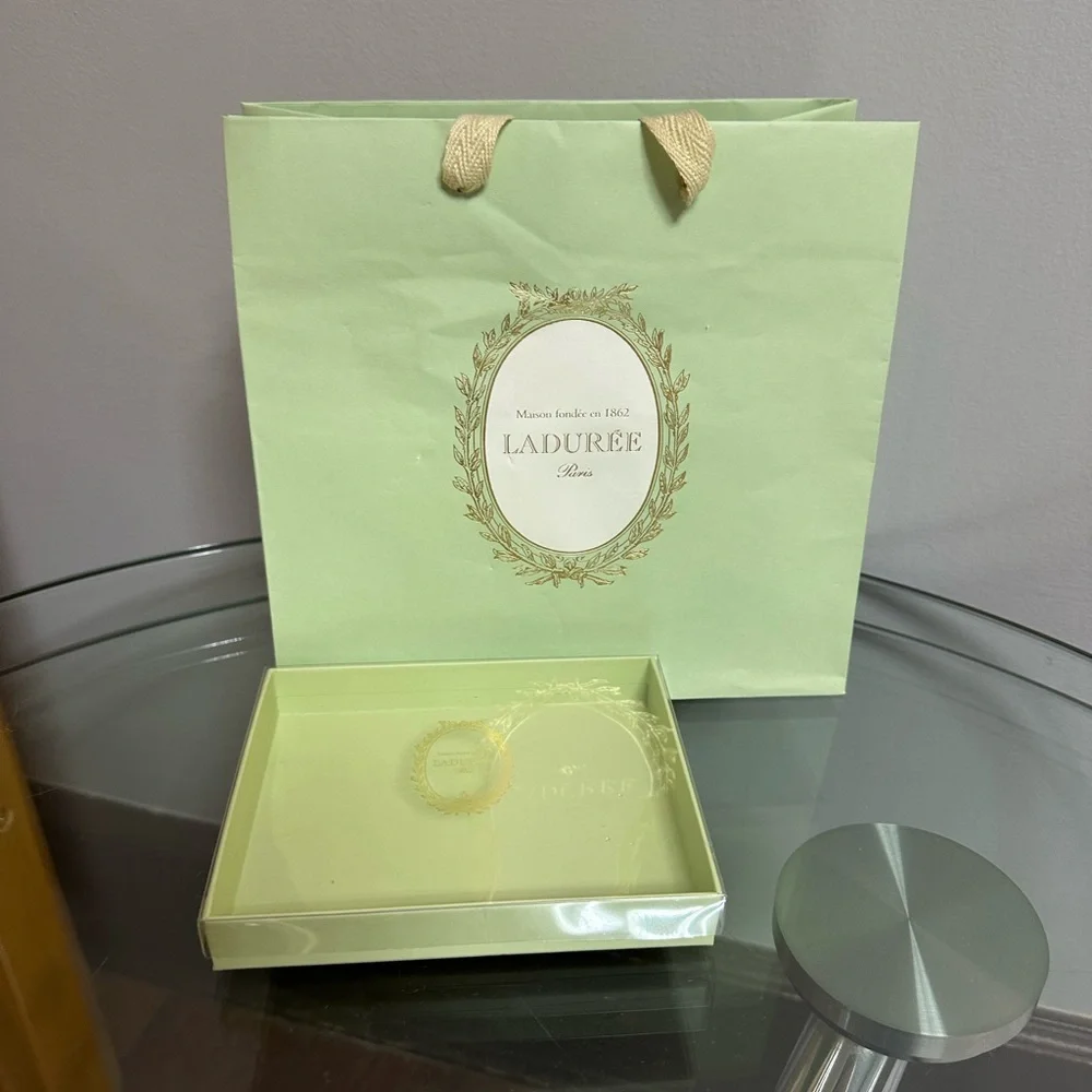 Laduree set new box