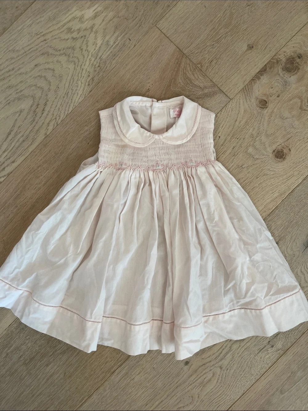 PETIT AMI hand embroidered Pale Pink Smocked Dress with Peter Pan Collar
