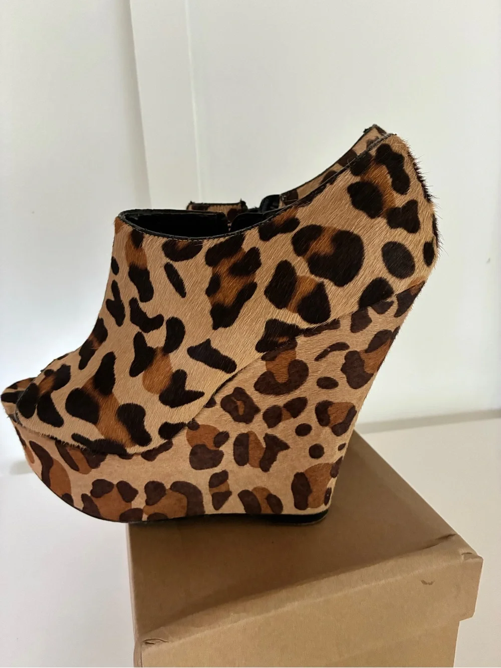 Steve Madden stylish leopard