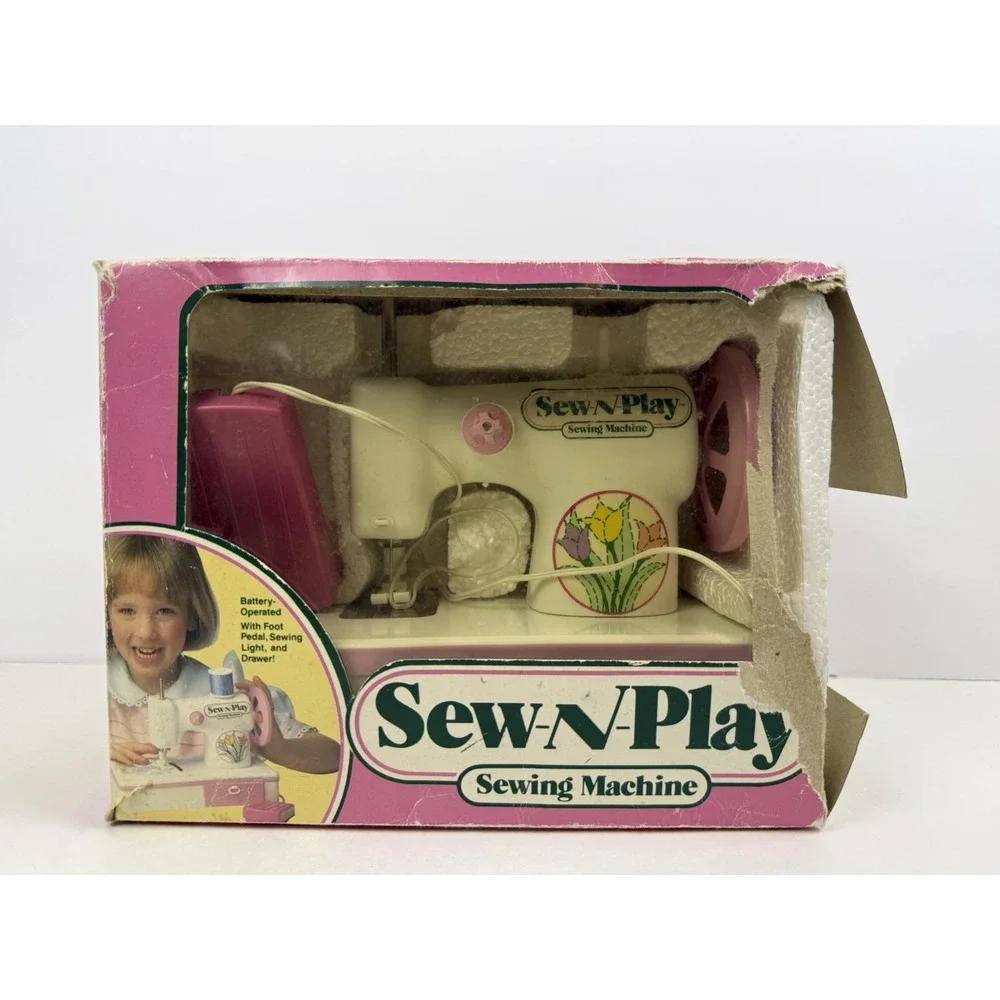 Vintage Sew-N-Play Toy Sewing Machine Model 456 - 1990s Battery Operated