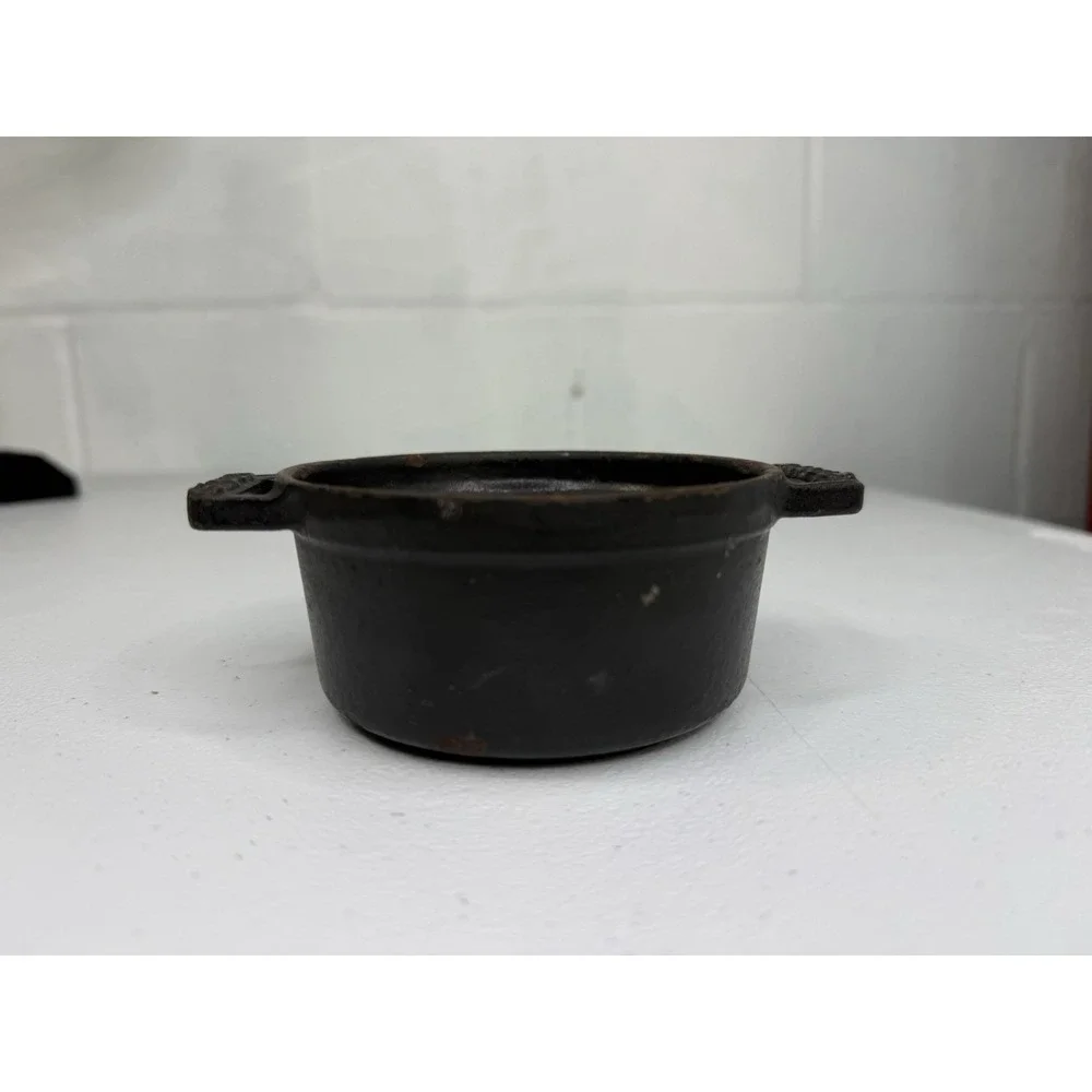 Staub mini round