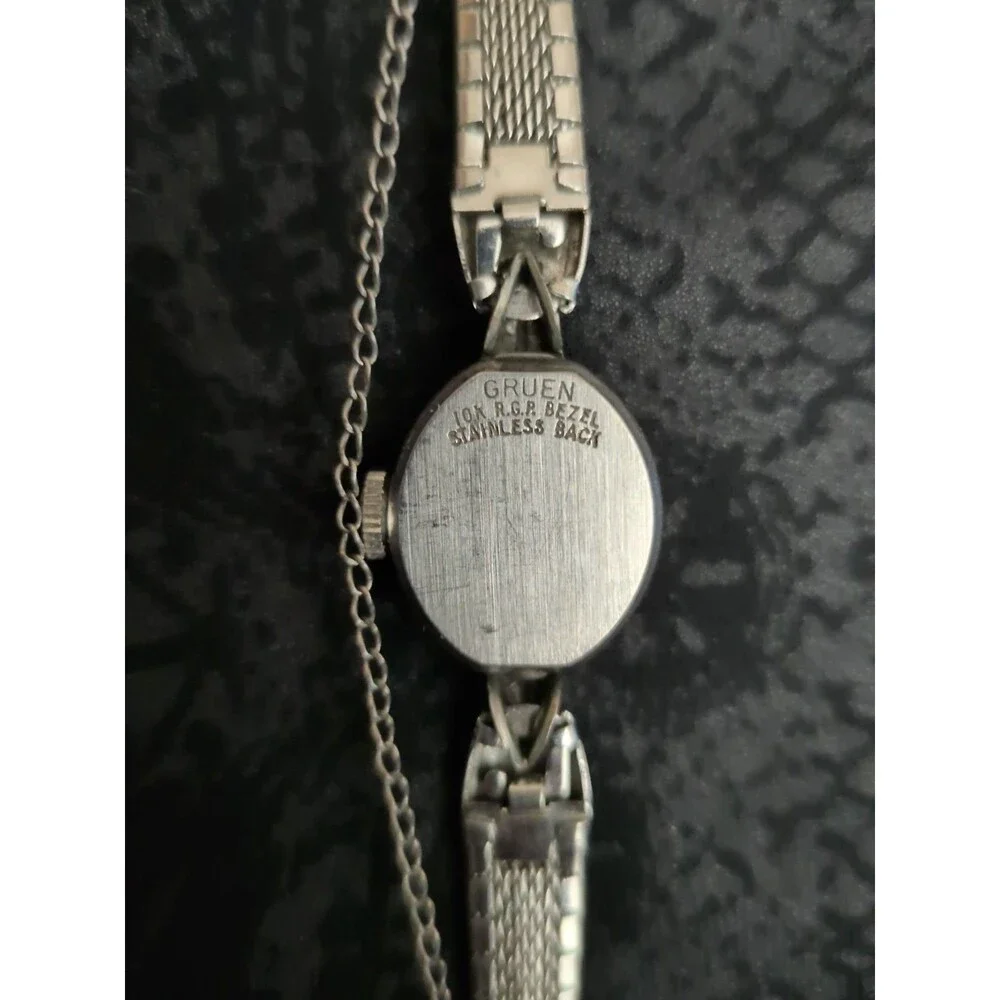 Gruen intage womens