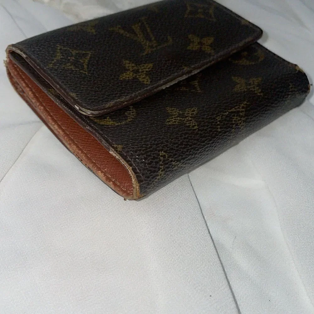 Louis Vuitton preowned good