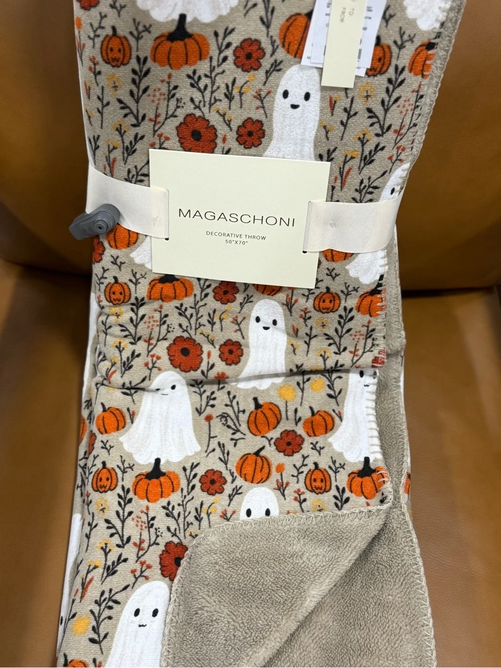 Magaschoni cozy decorative