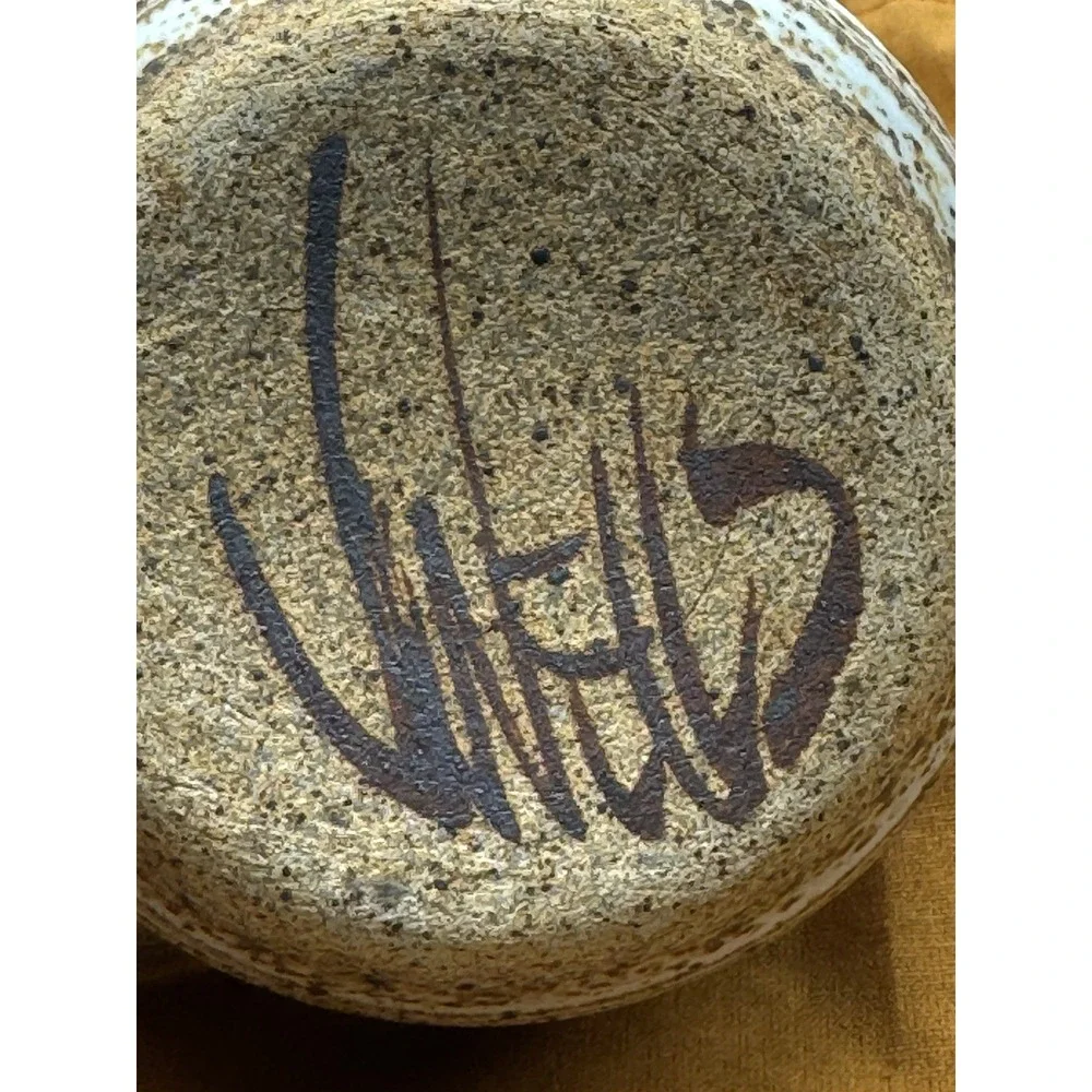 J. Wells Pottery Studio vtg 1970