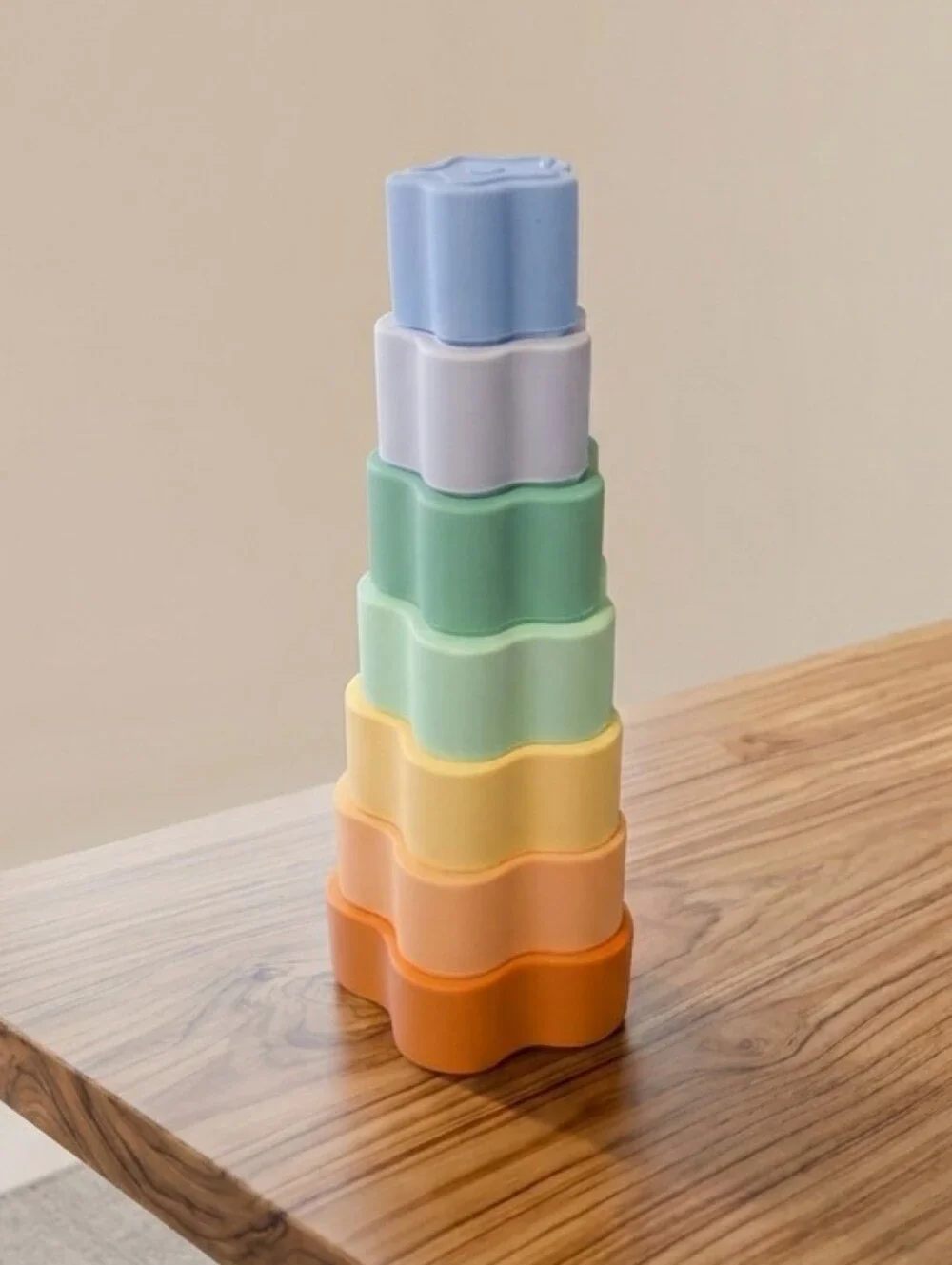Giggle Scape Flower Nesting Cups