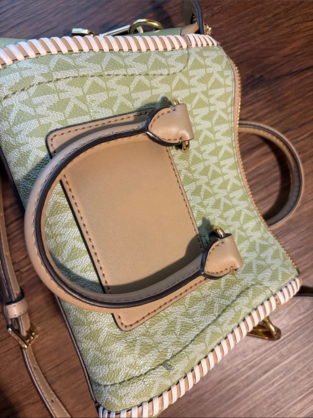Michael Kors stylish michael