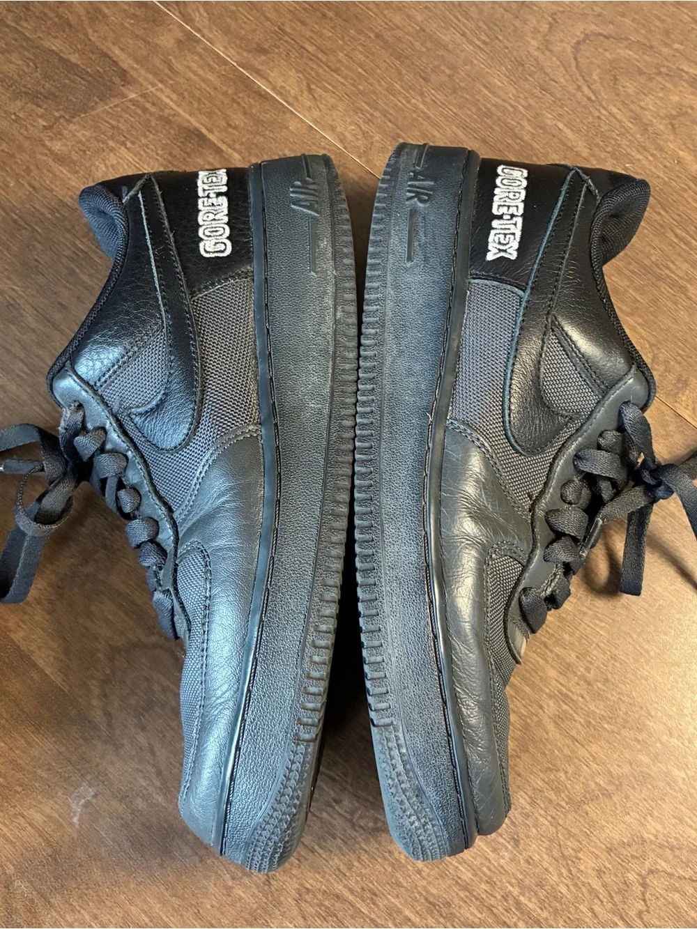 Nike all black