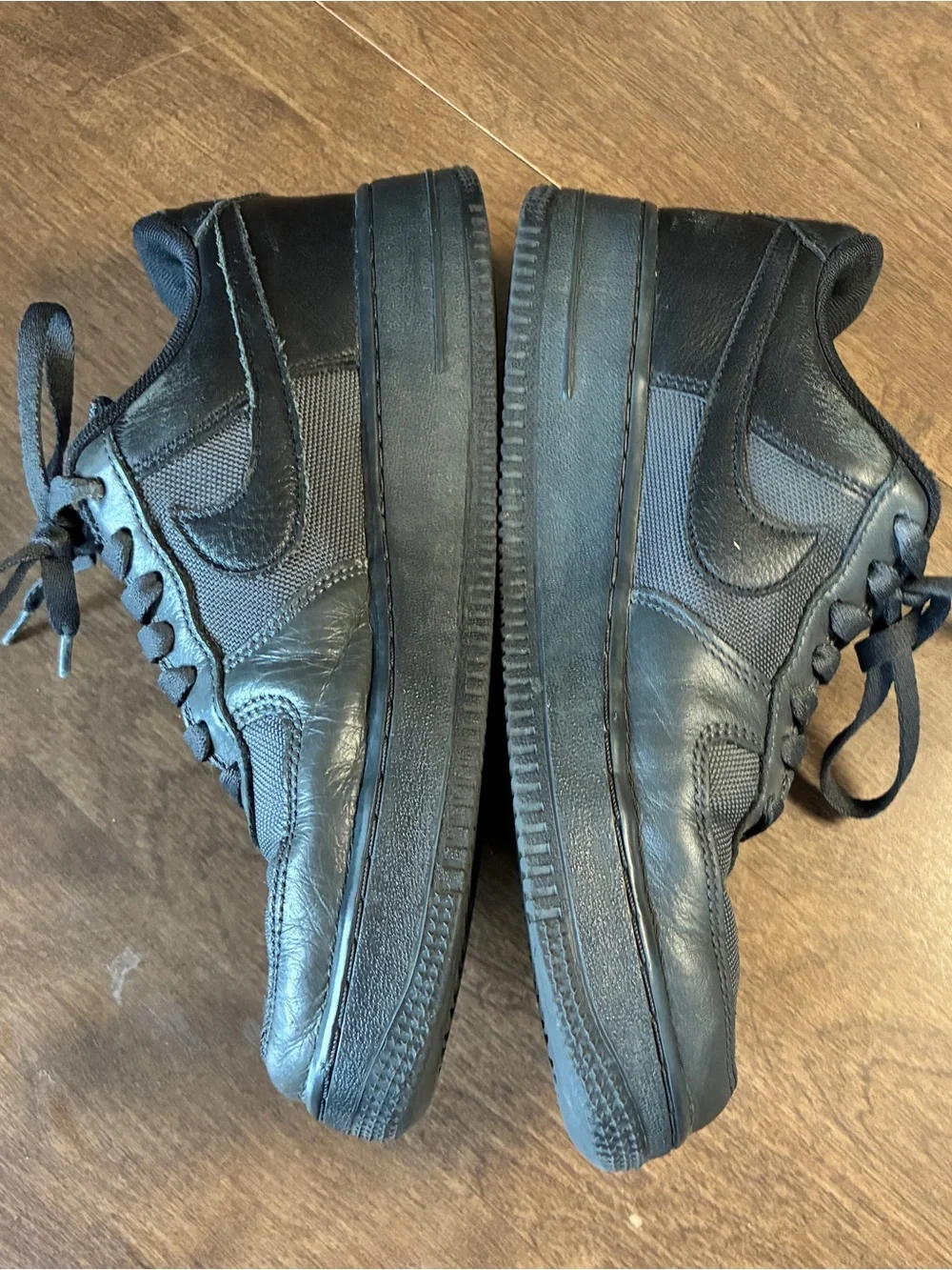 Nike all black