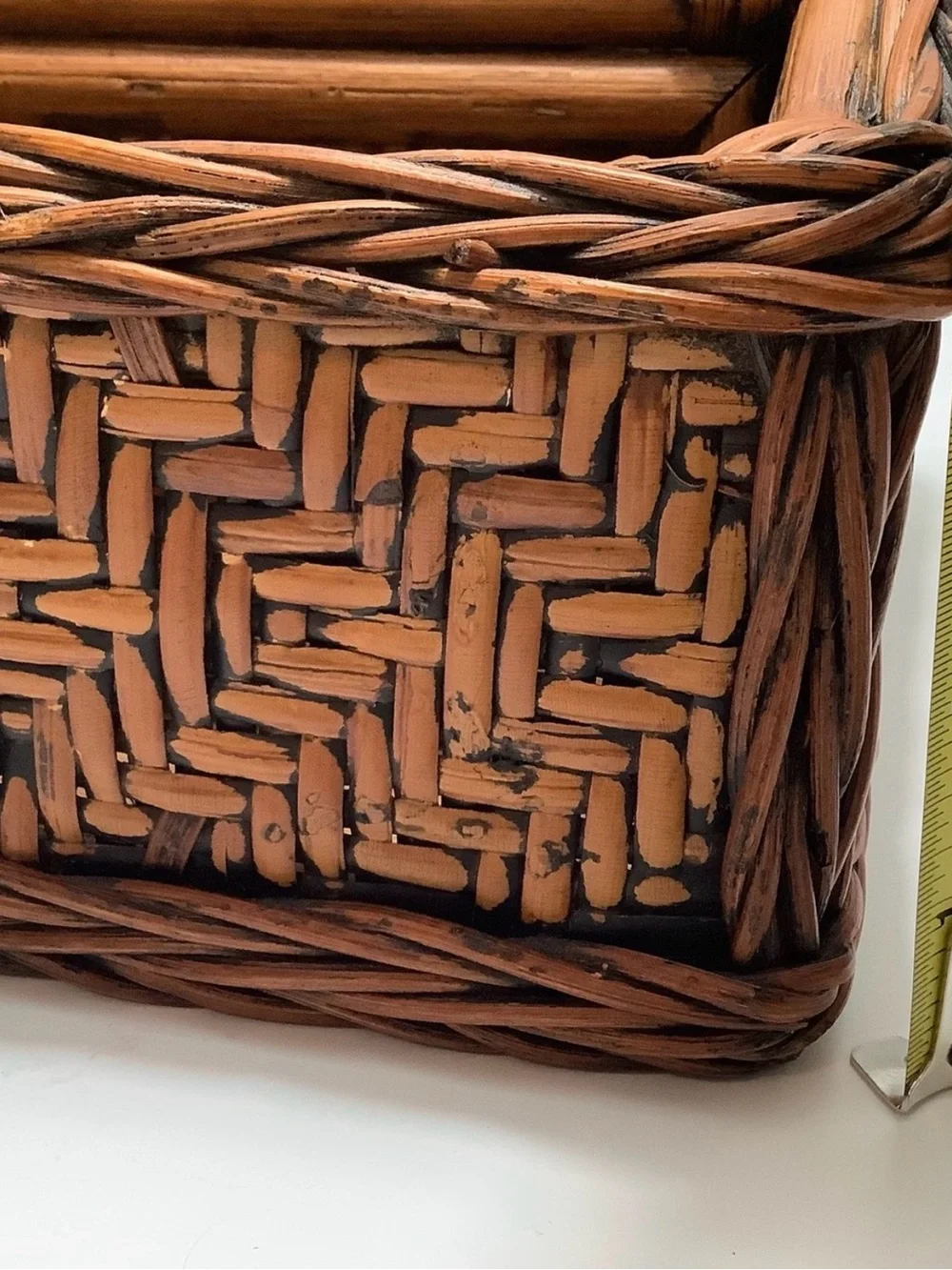 N/A handcrafted woven