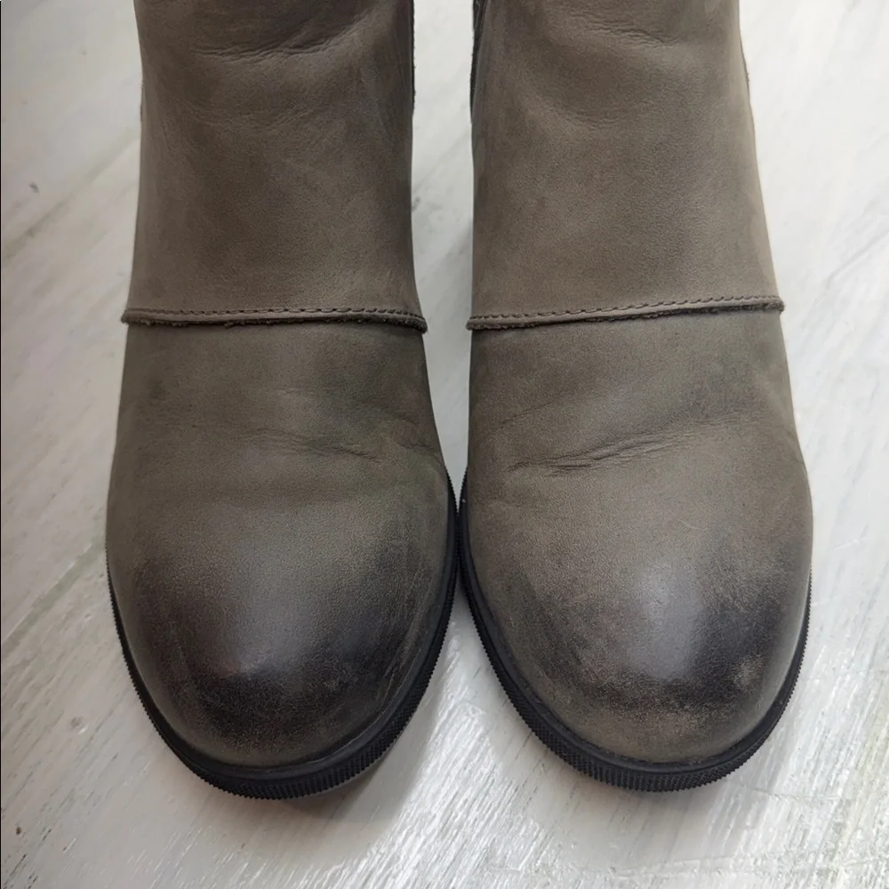 Sorel entry photos
