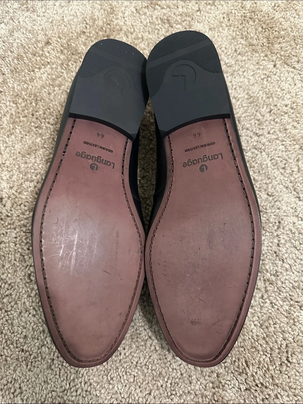 Language sleek black