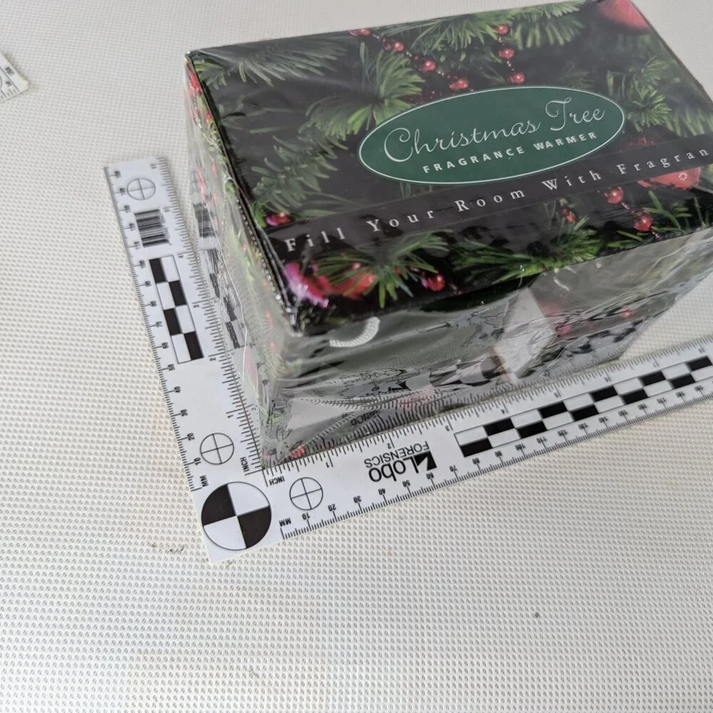 Christmas Tree Fragrance Warmer NIB