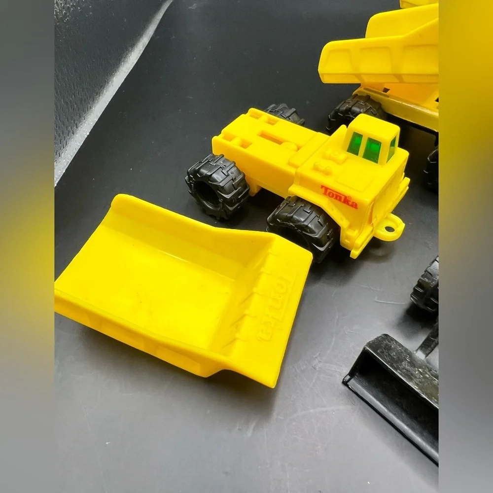 Tonka dynamic set