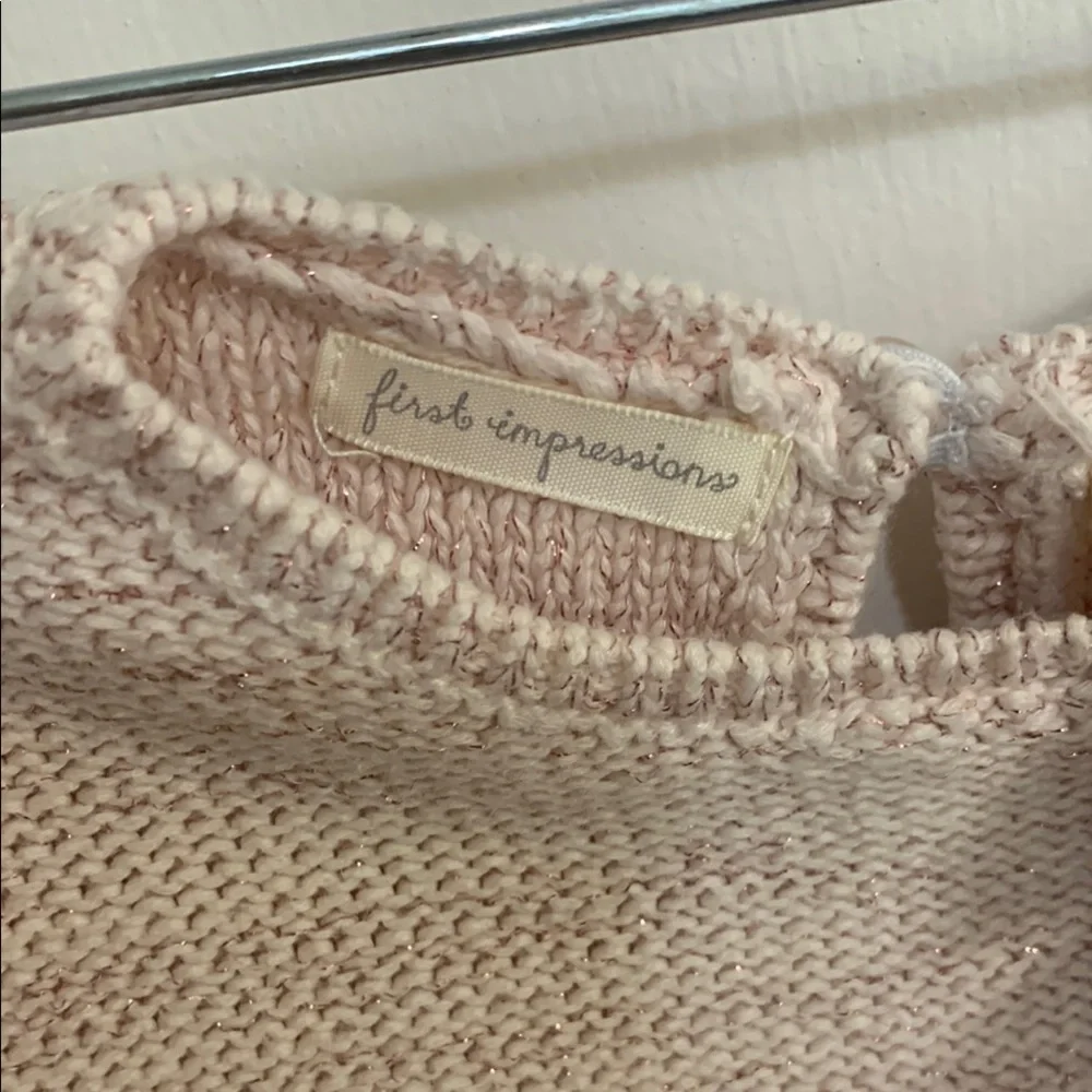 First Impressions dress features