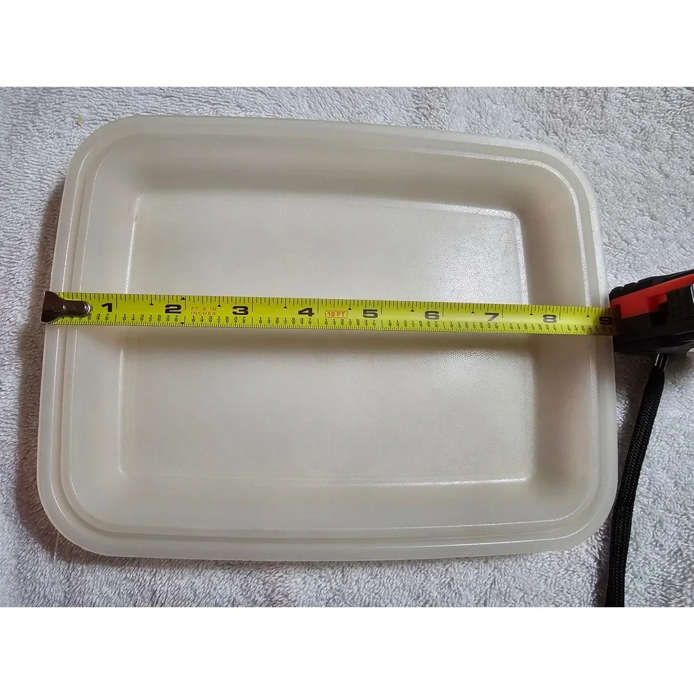 Tupperware tray small