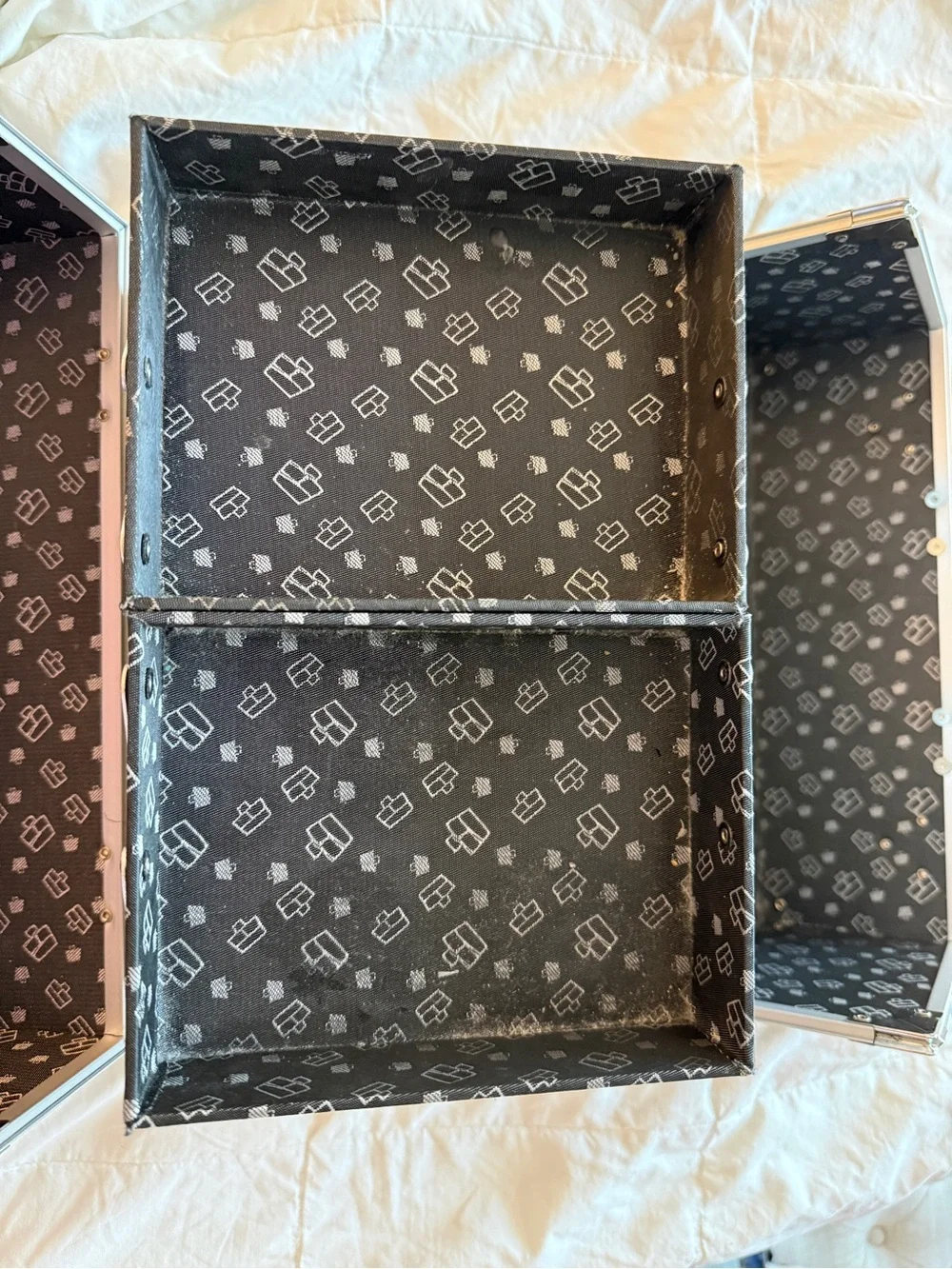 Caboodles branded makeup
