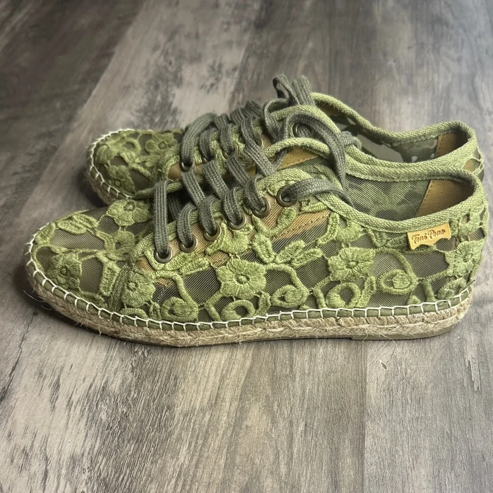 Toni Pons comfortable olive