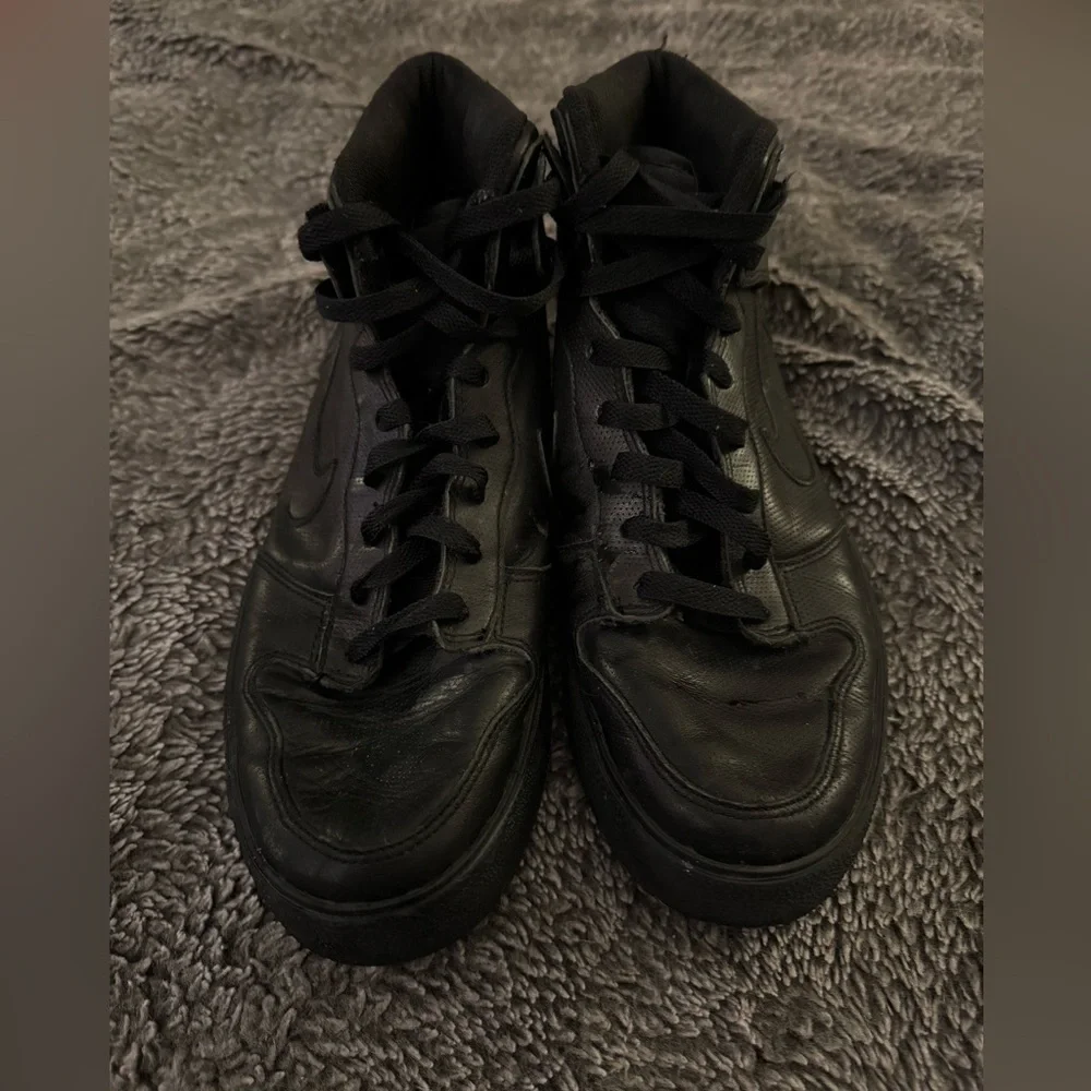 Nike gently used
