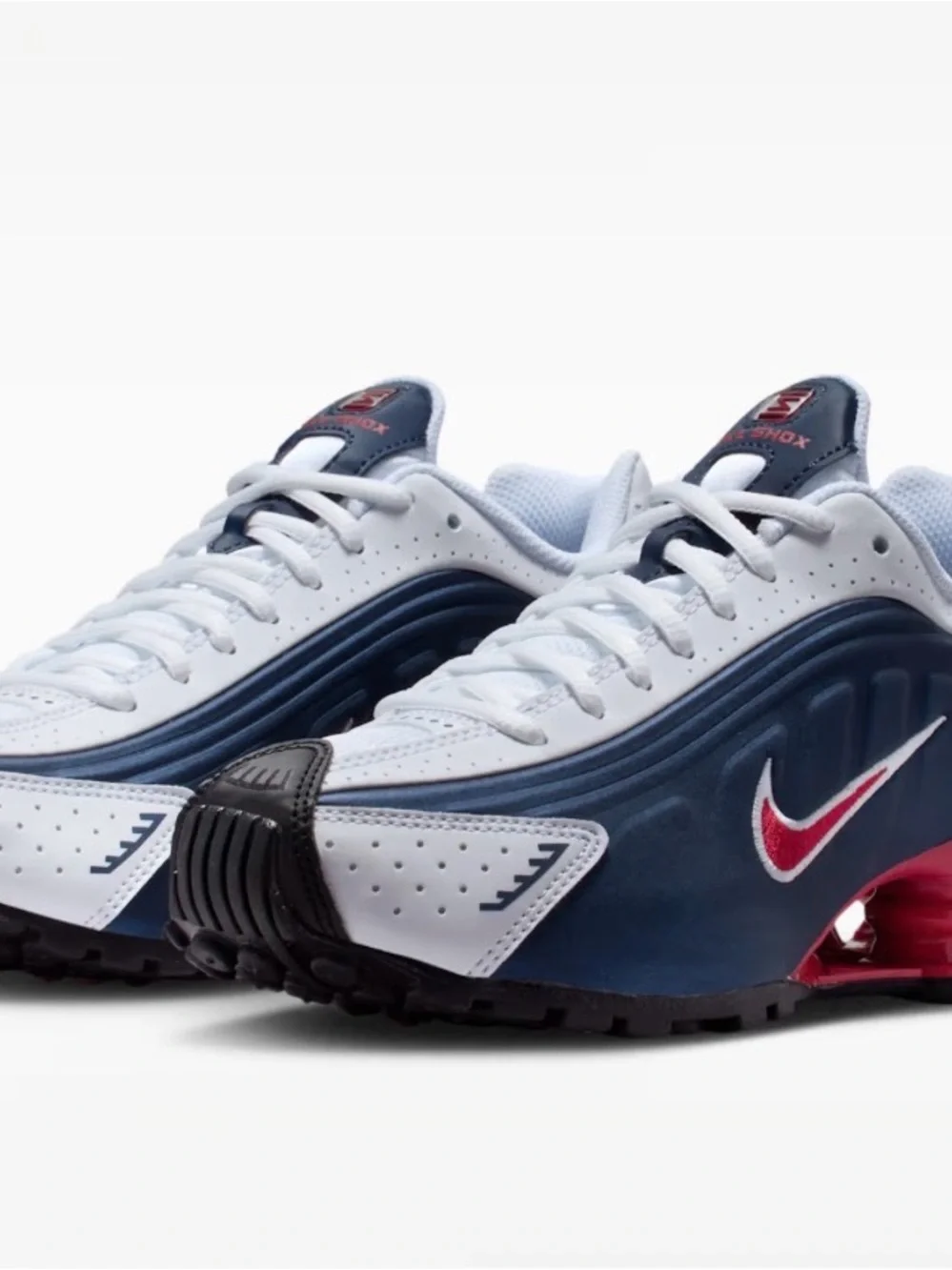 Nike streamlined athletic