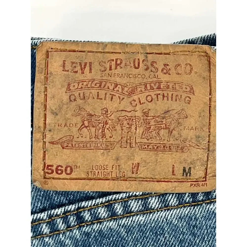 Levis levi 560