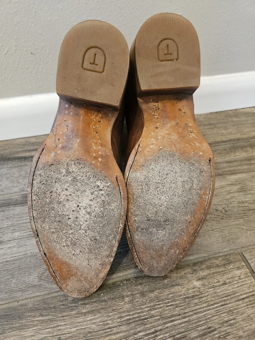Tecovas traction durable
