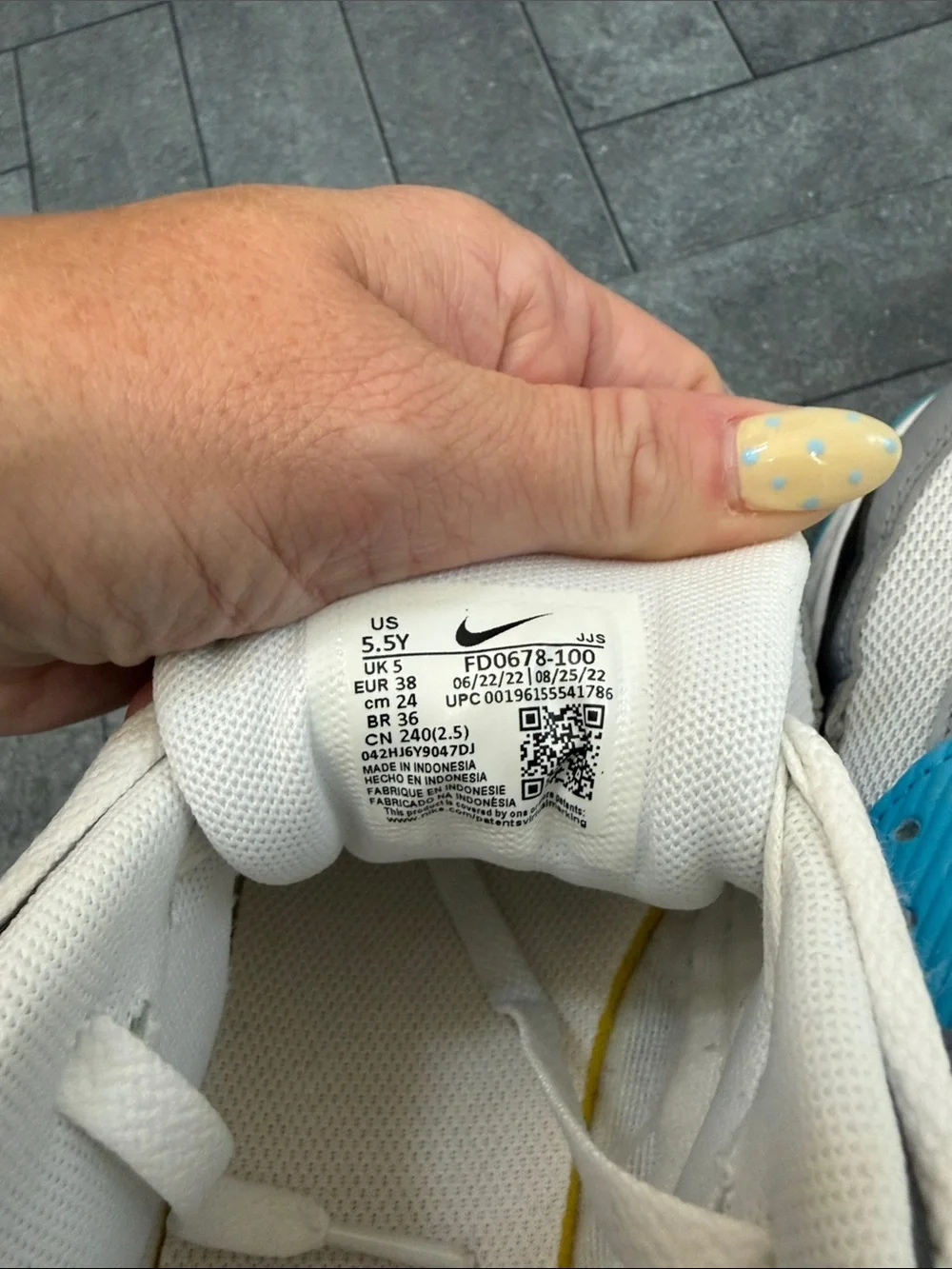 Nike tint your