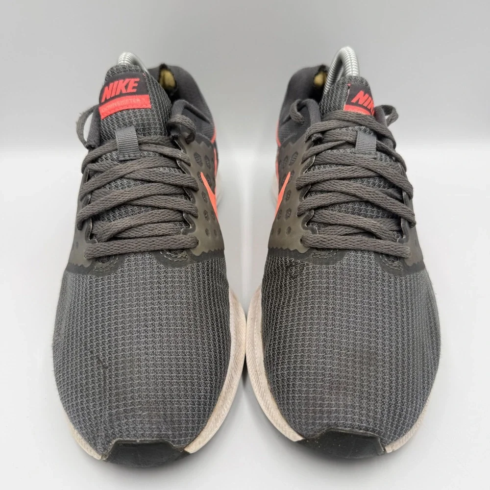 Nike downshifter running