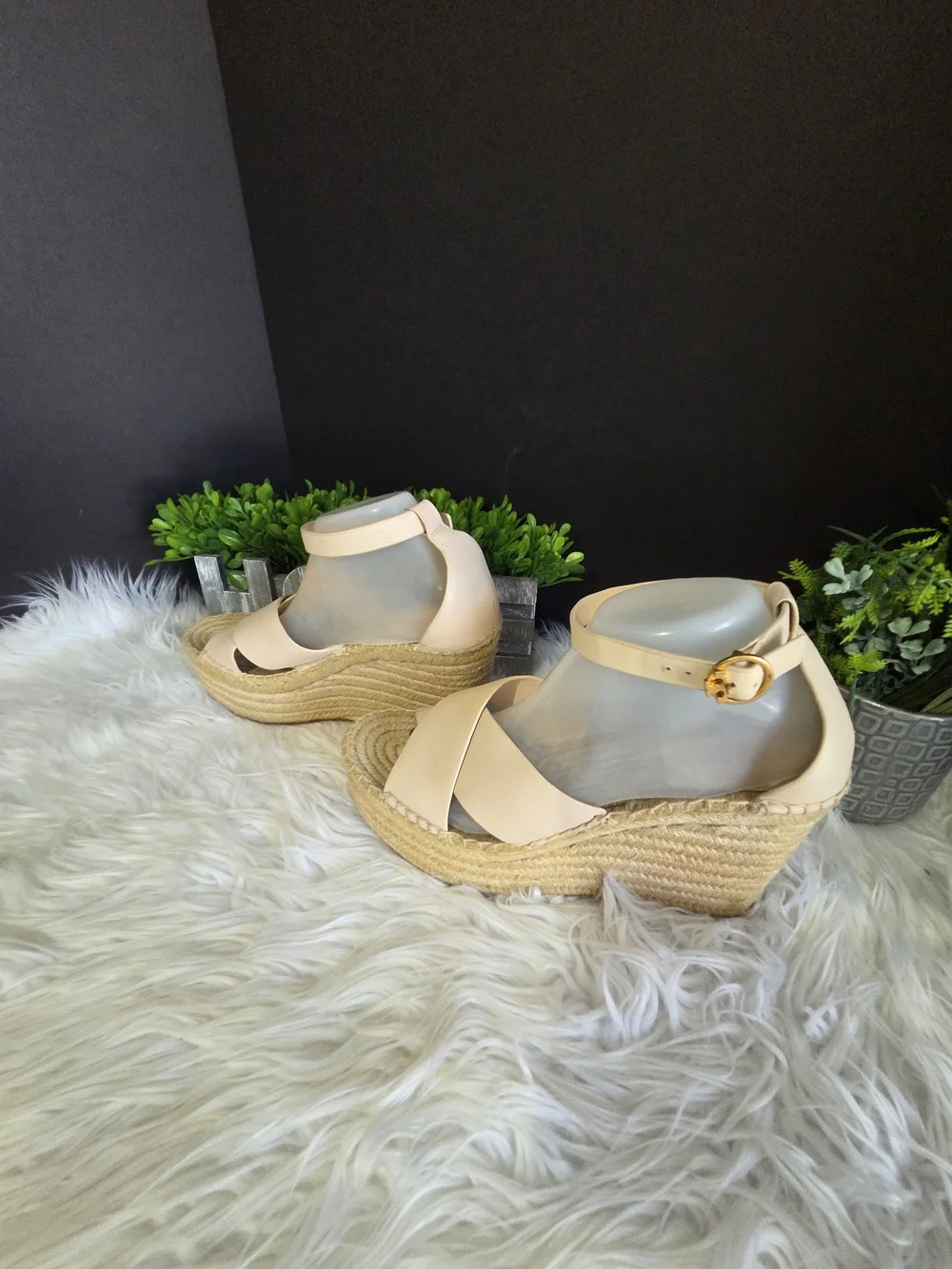 Tory Burch elegant tan