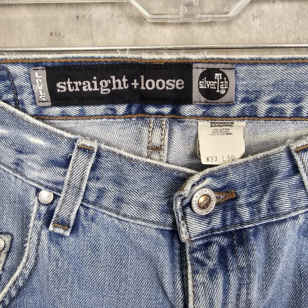 Levis authentic early