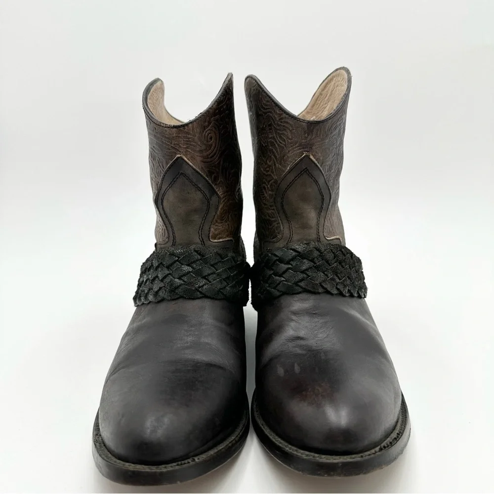 Freebird by Steven preowned great