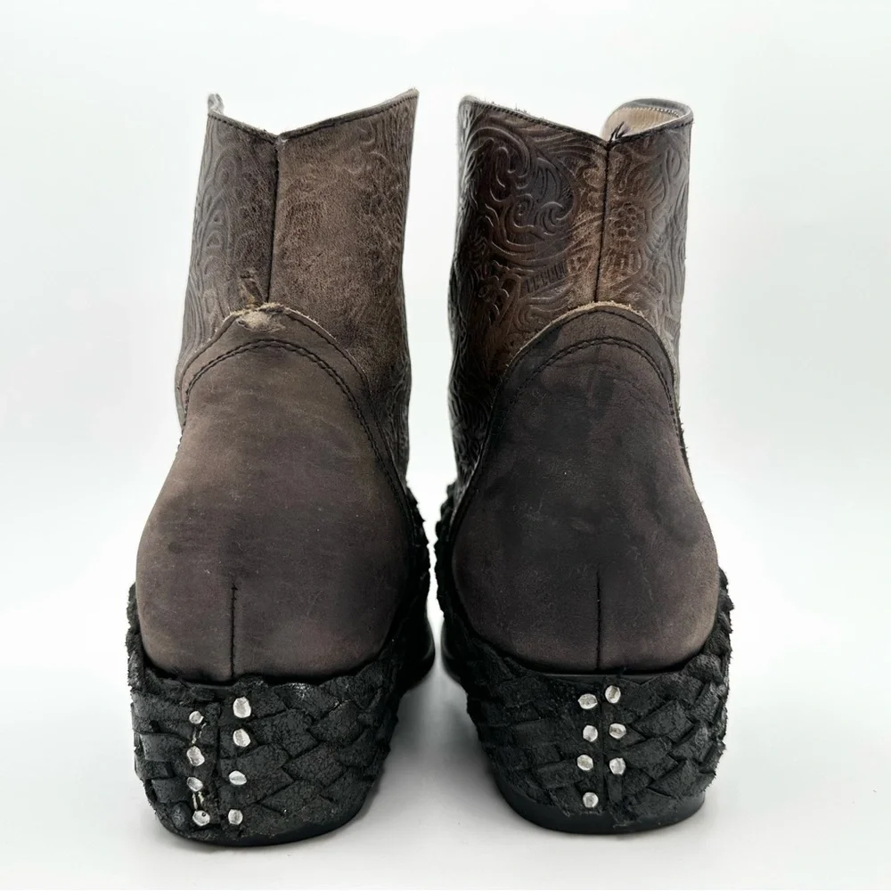 Freebird by Steven preowned great