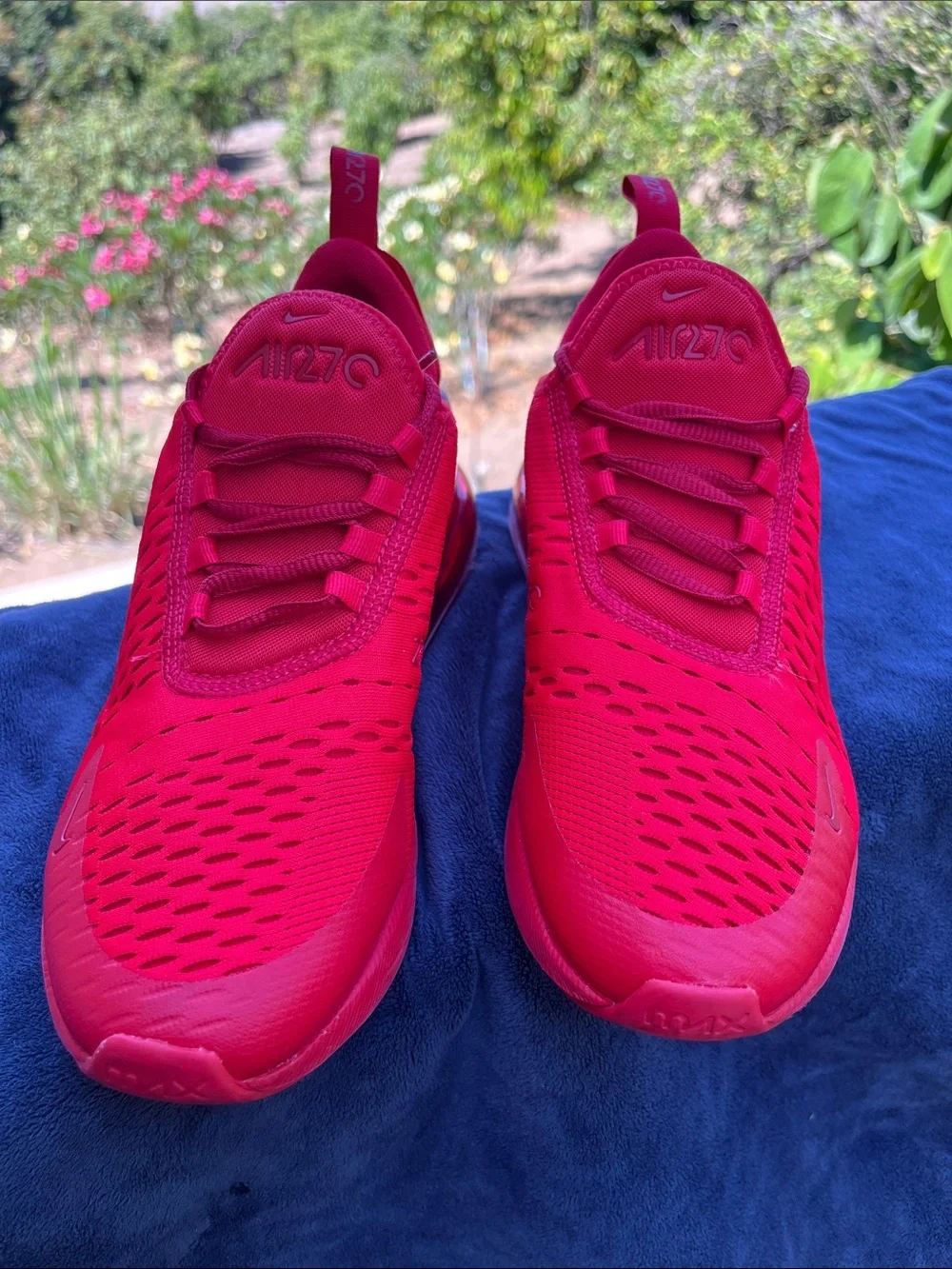 Nike bold red