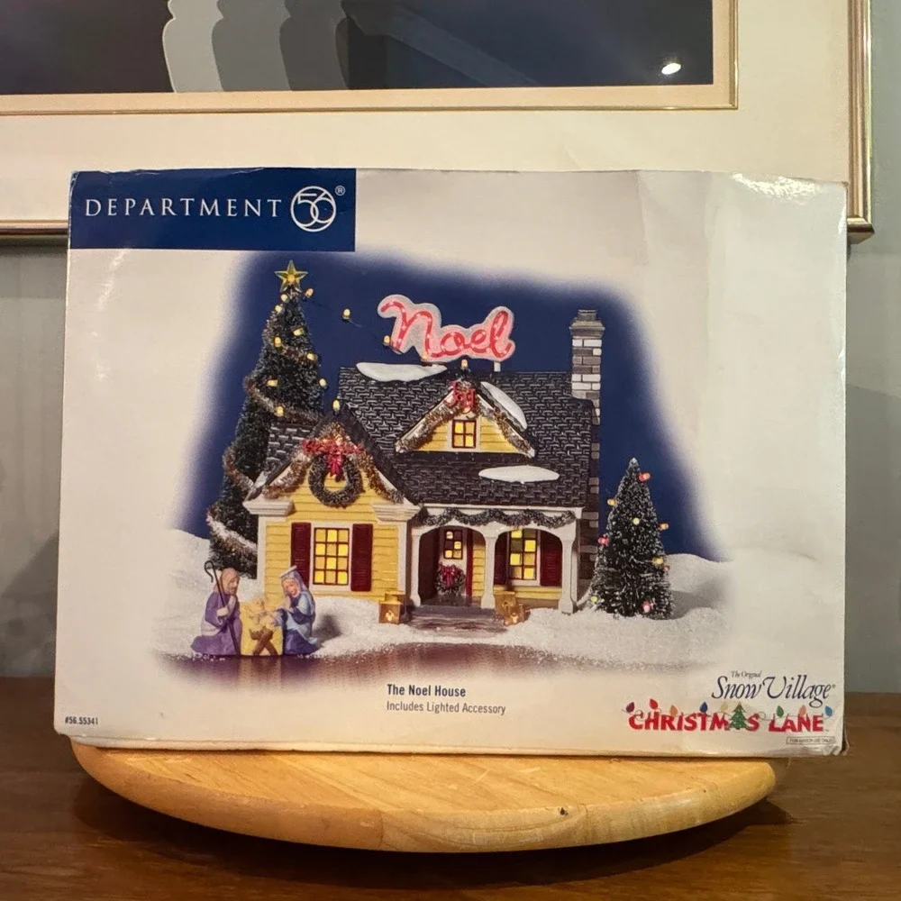 Department 56 Noel House Snow Village Christmas Lane Lighted w/ Box Dept 56