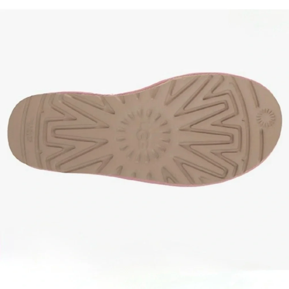 UGG classic mini