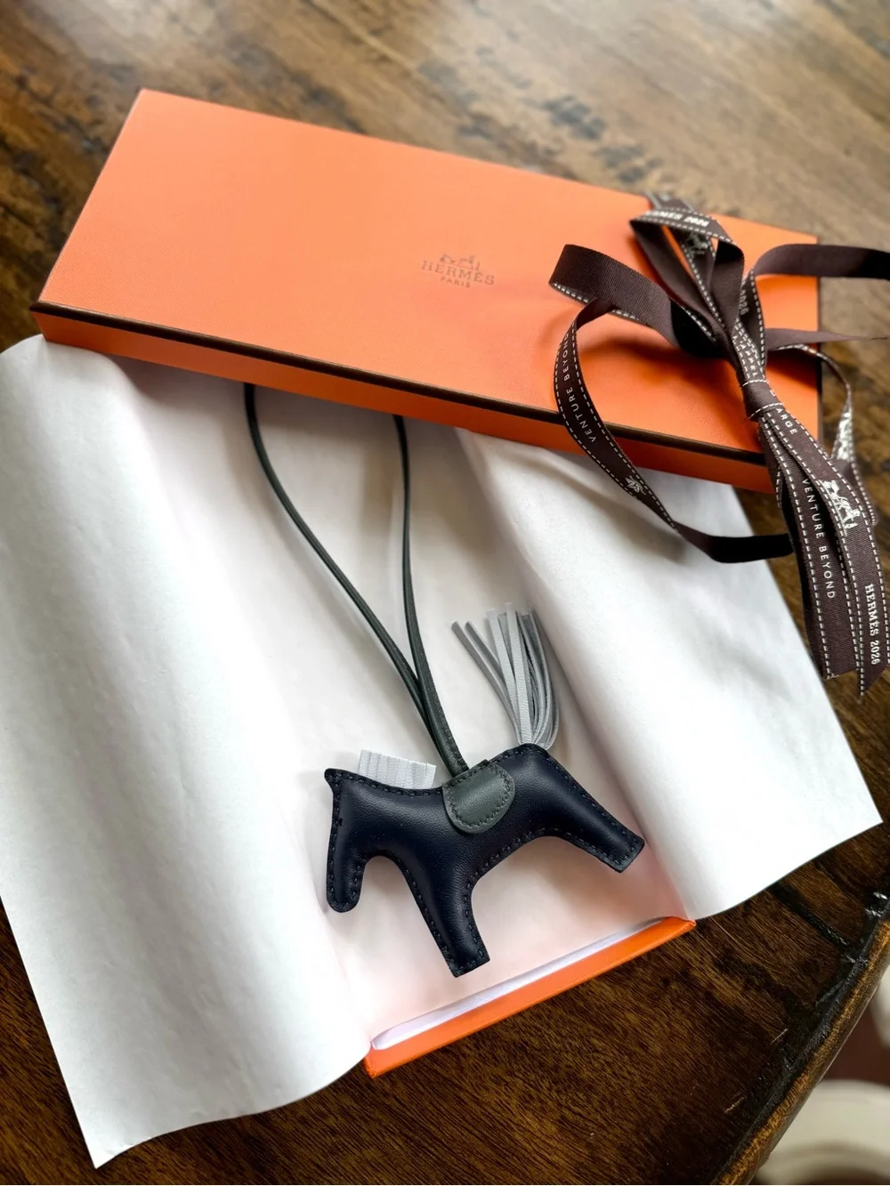 Hermes like new