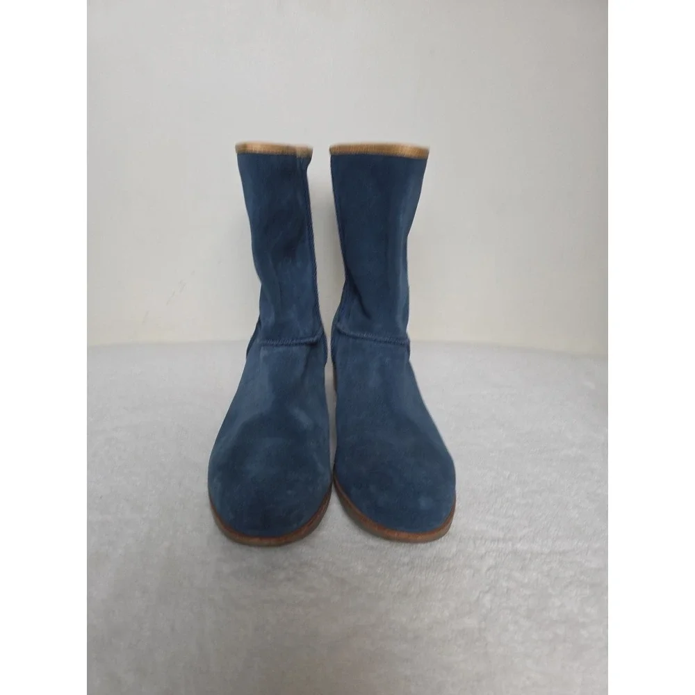 UGG due provided **
